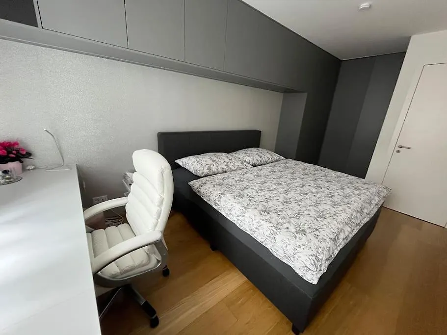 Green Park Apartment Vienna Austria